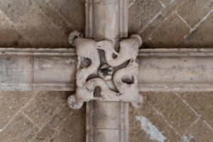 Monstruos y bestiarios medievales