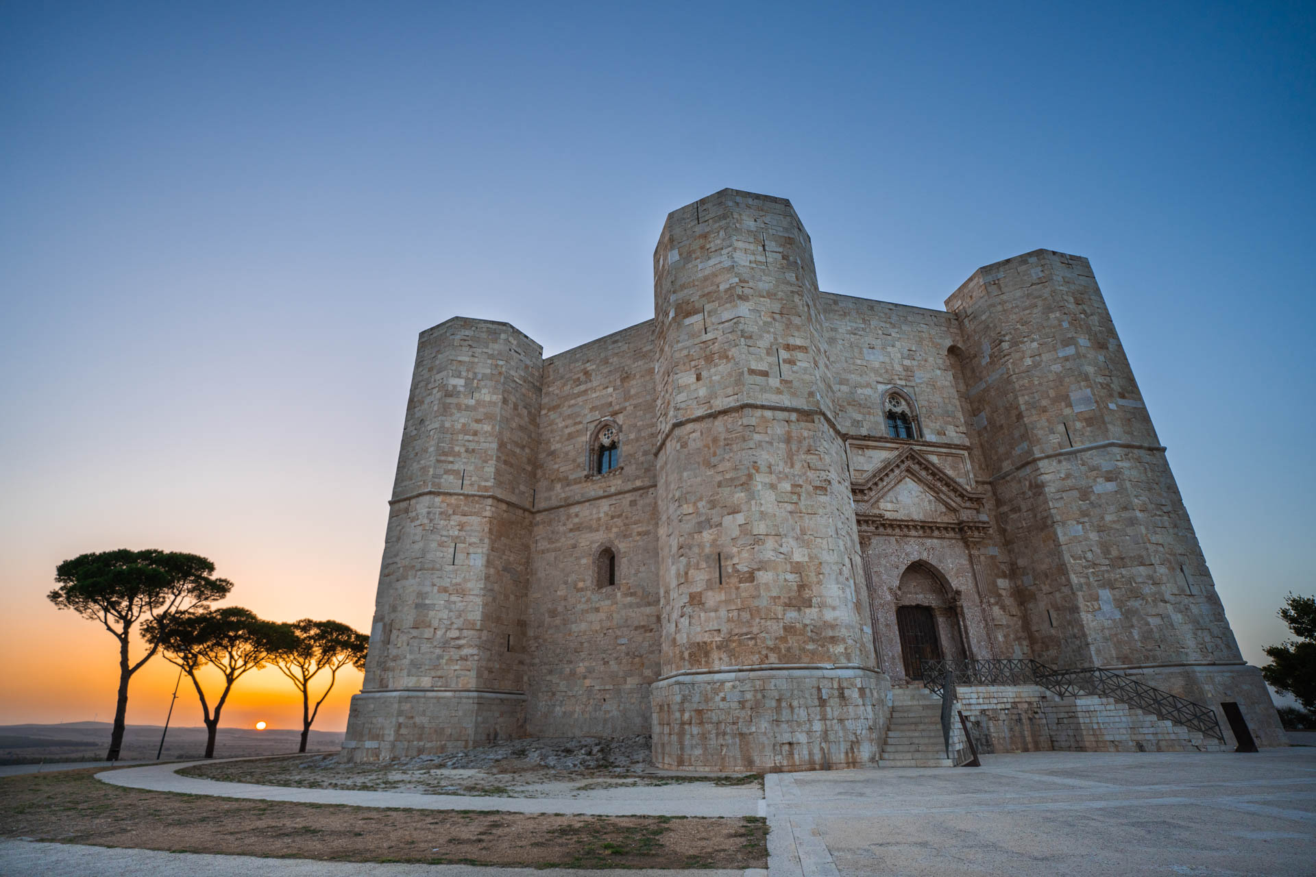 Castel del Monte, dal reale all’immaginario