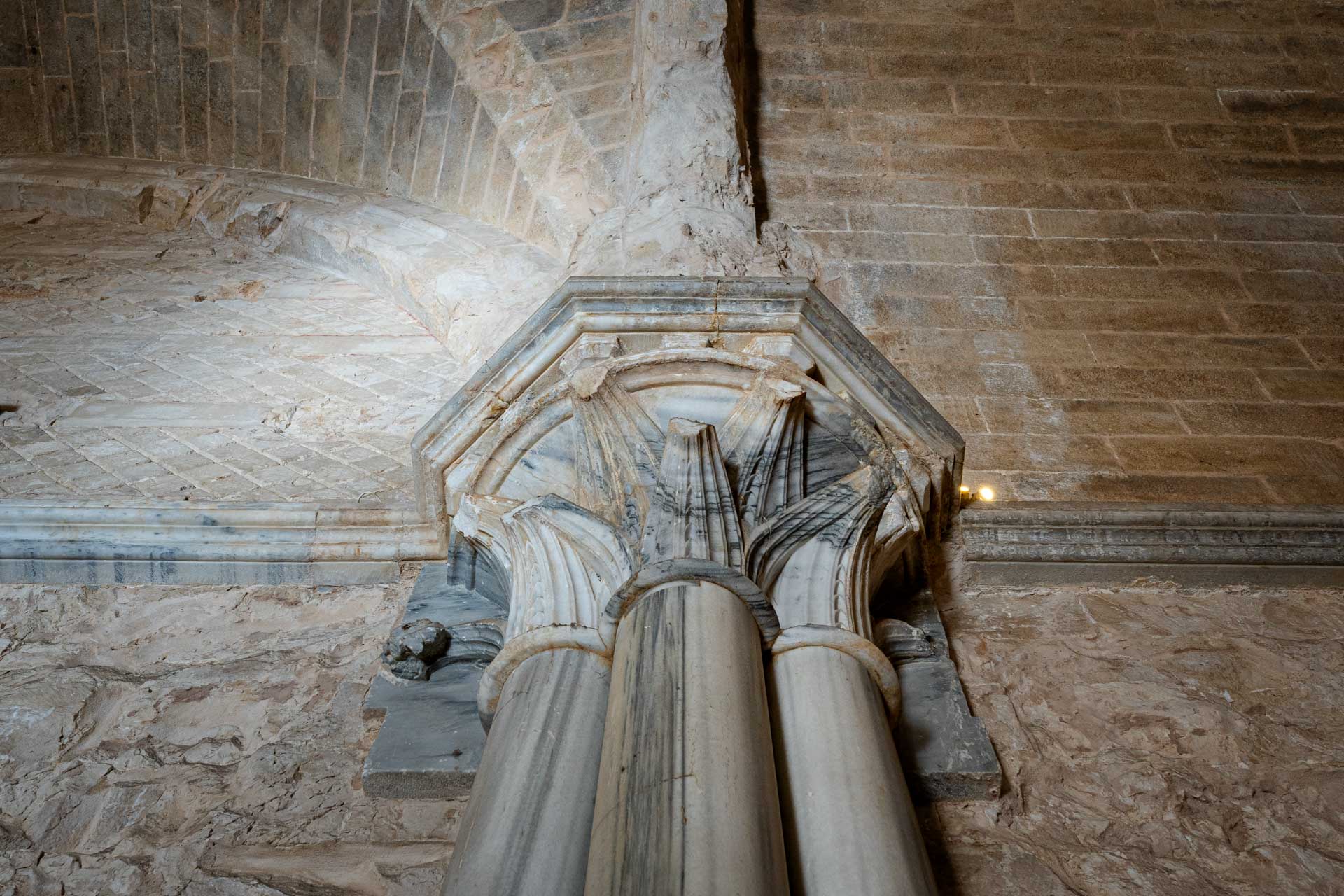 Sala II: la sala della trifora