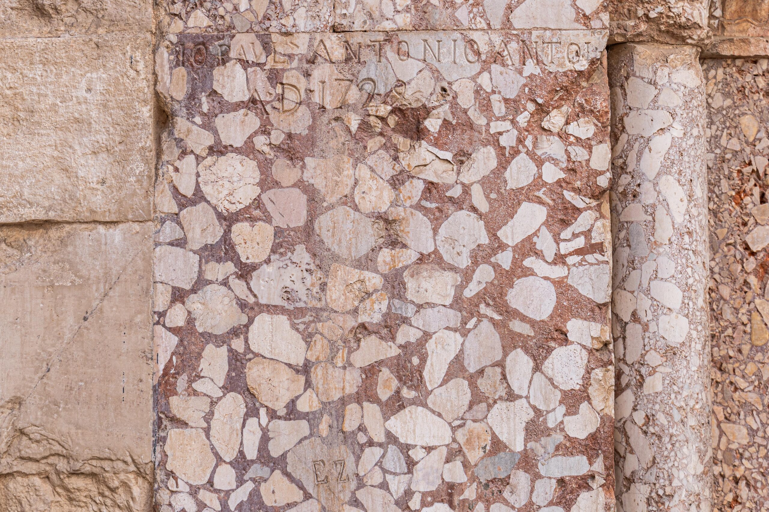 Le “scritture” di Castel del Monte